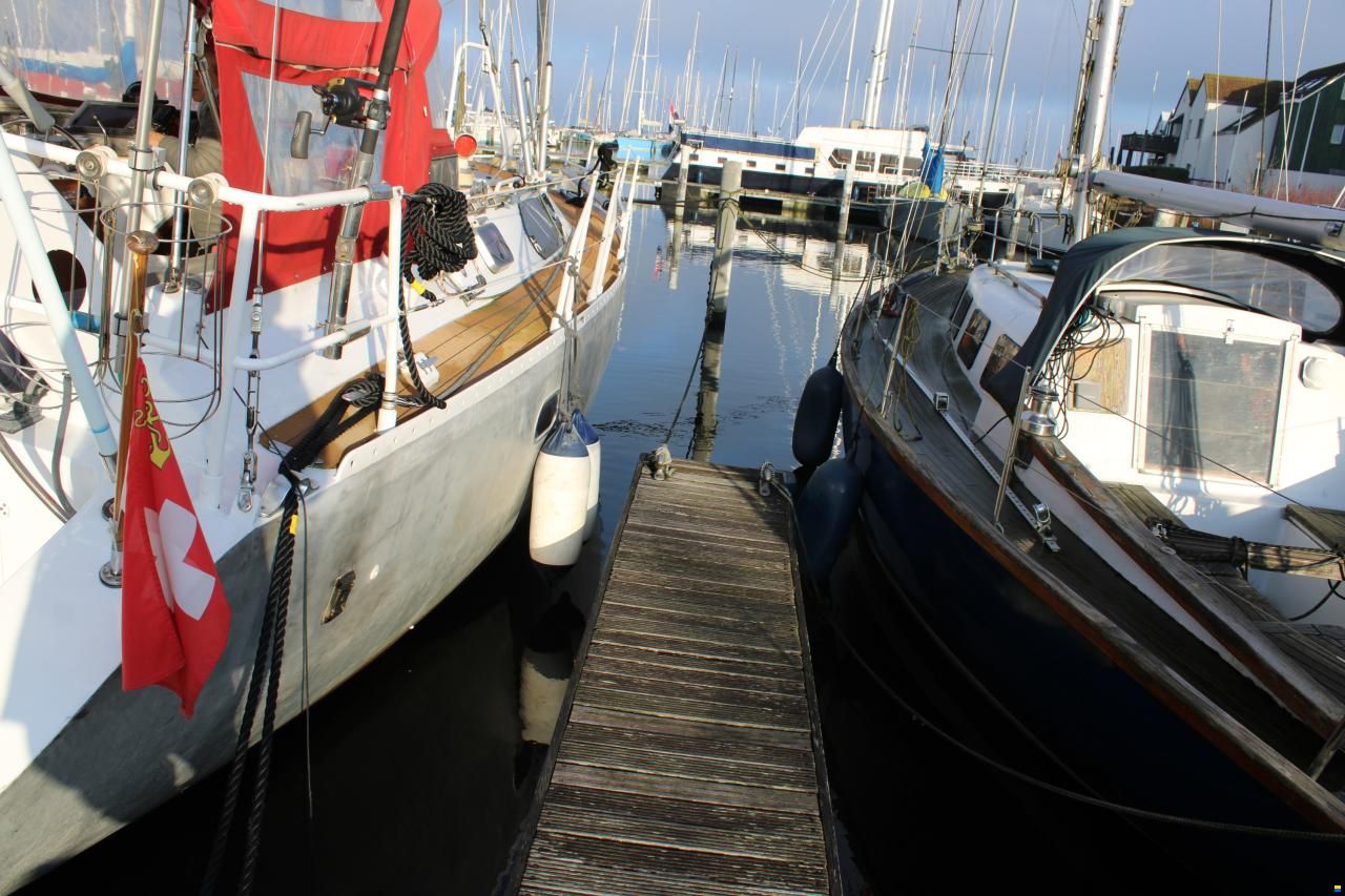 Atlantis 37.5