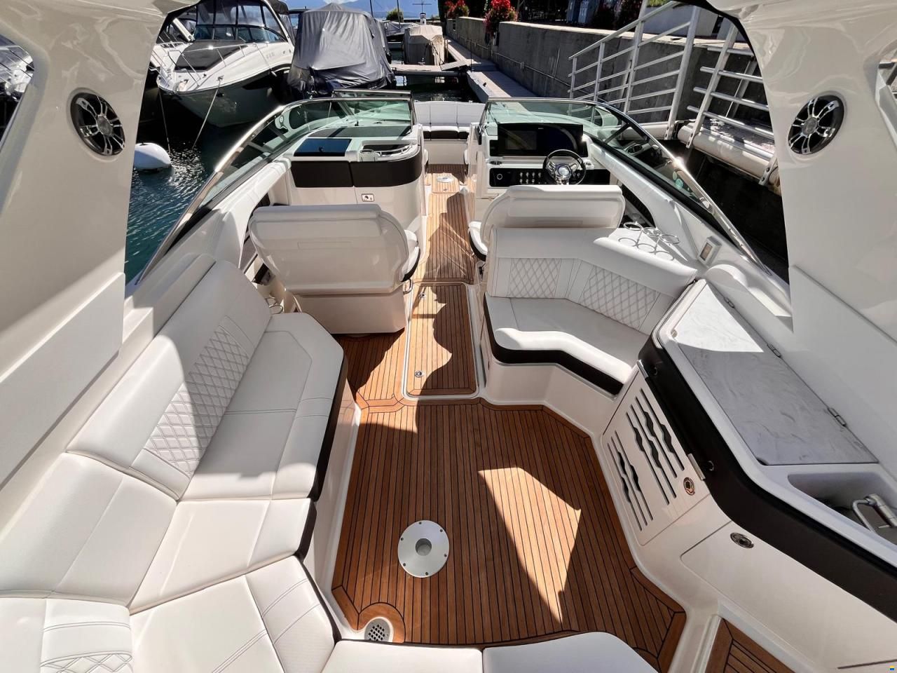 Sea Ray 310 SLX US
