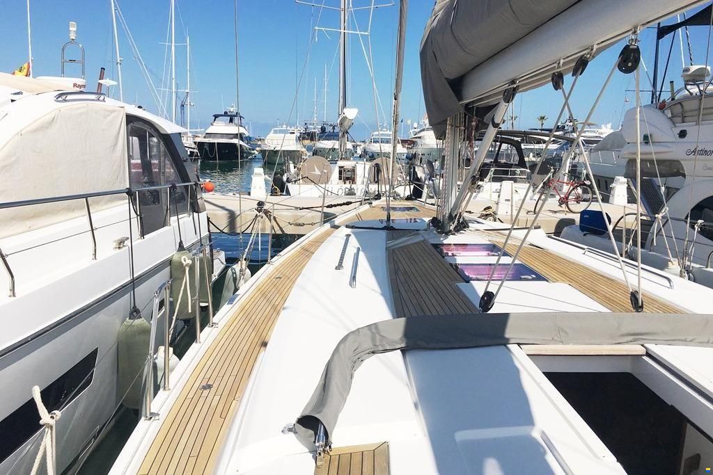 Hanse 445