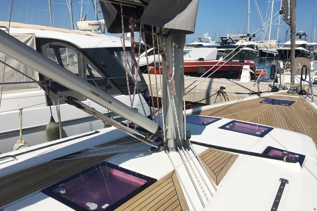 Hanse 445