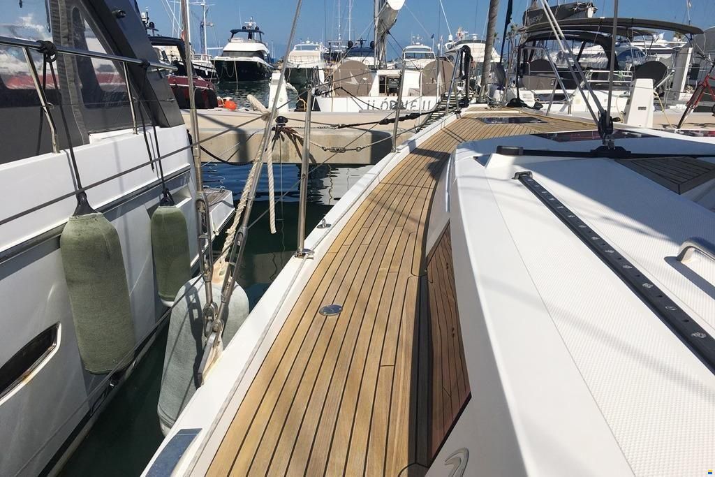 Hanse 445