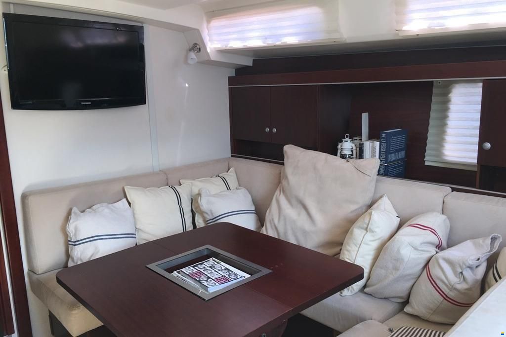 Hanse 445