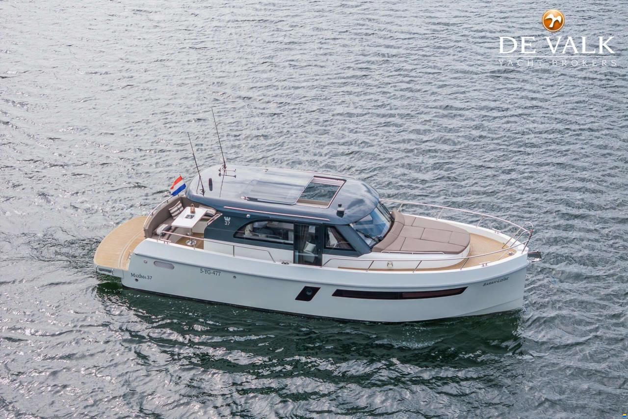 Maxima 37