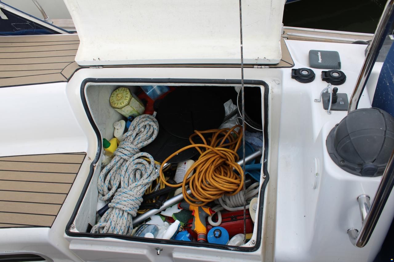 Bavaria 44