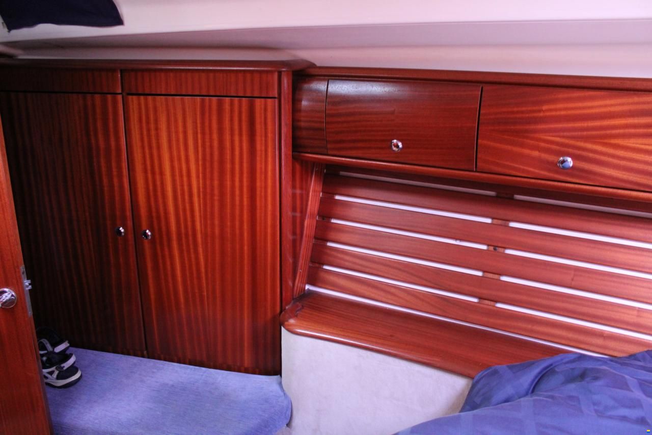 Bavaria 44