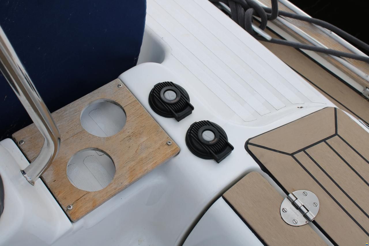 Bavaria 44
