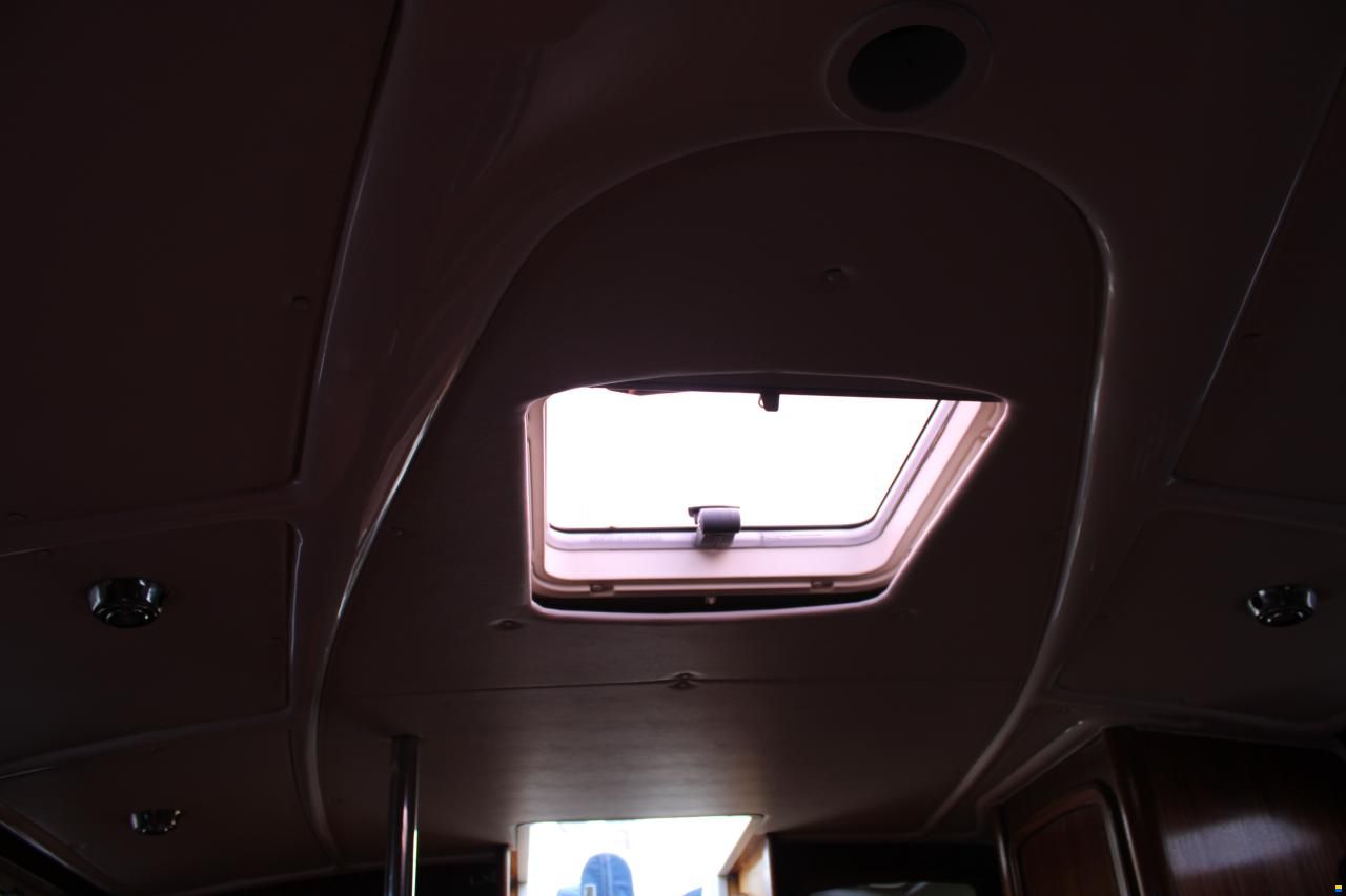 Bavaria 44