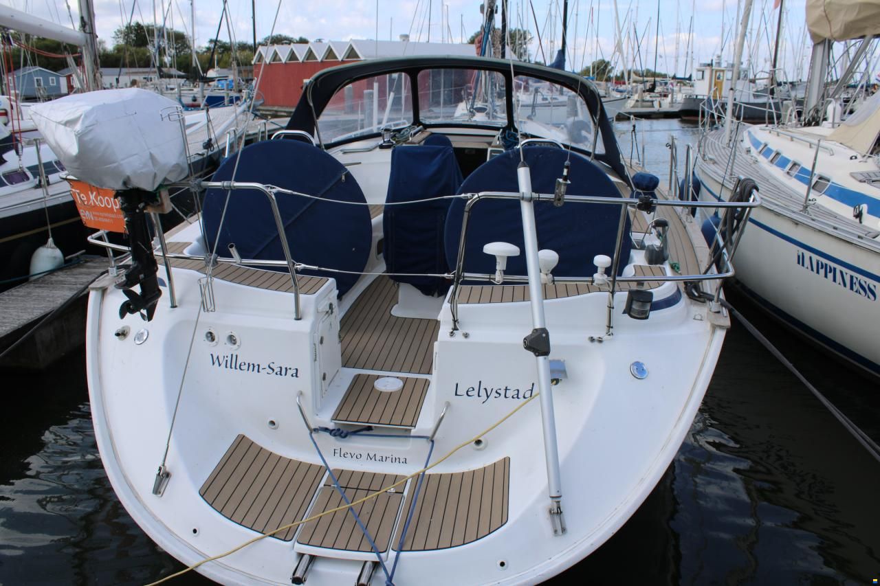 Bavaria 44
