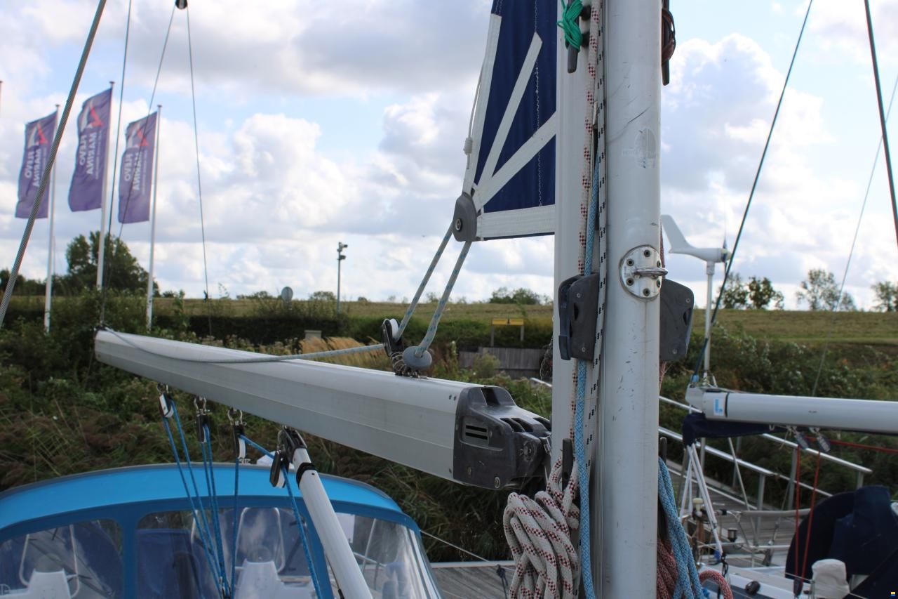 Bavaria 44