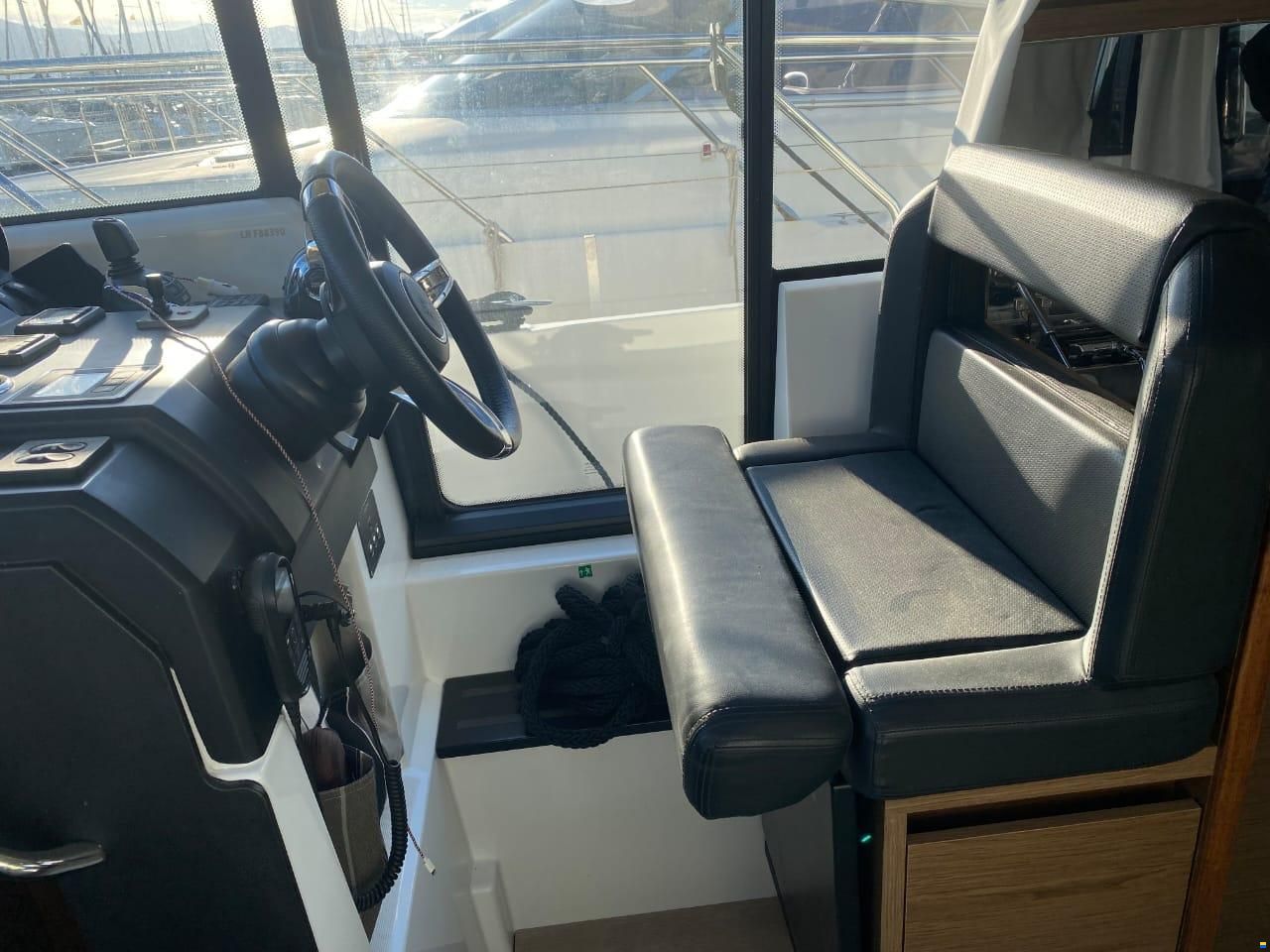 Jeanneau NC 37 2019