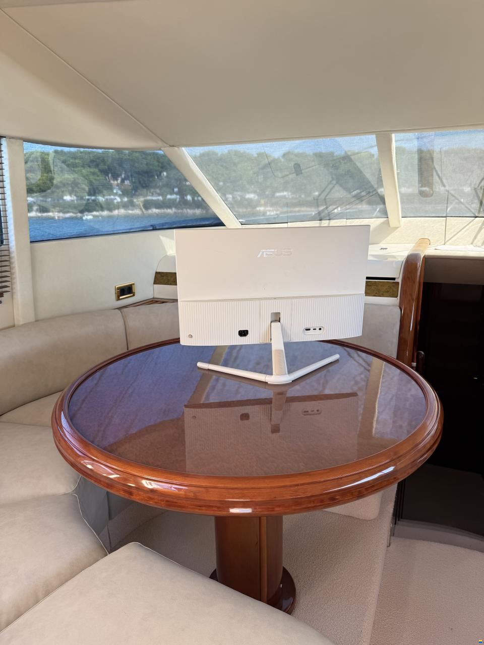 Fairline Squadron 55