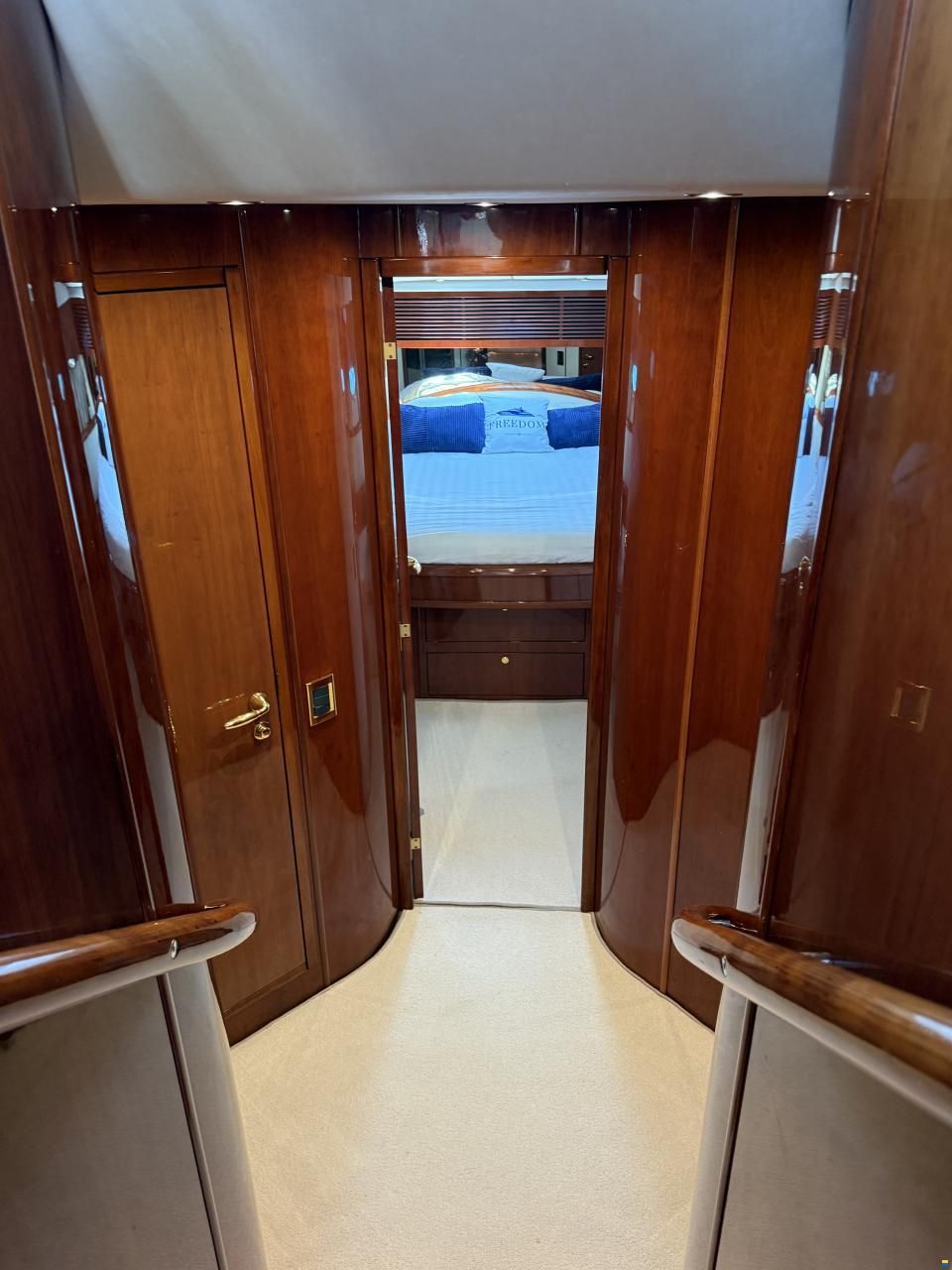 Fairline Squadron 55