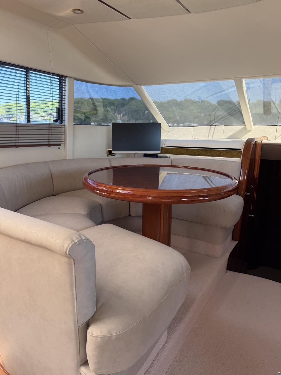 Fairline Squadron 55