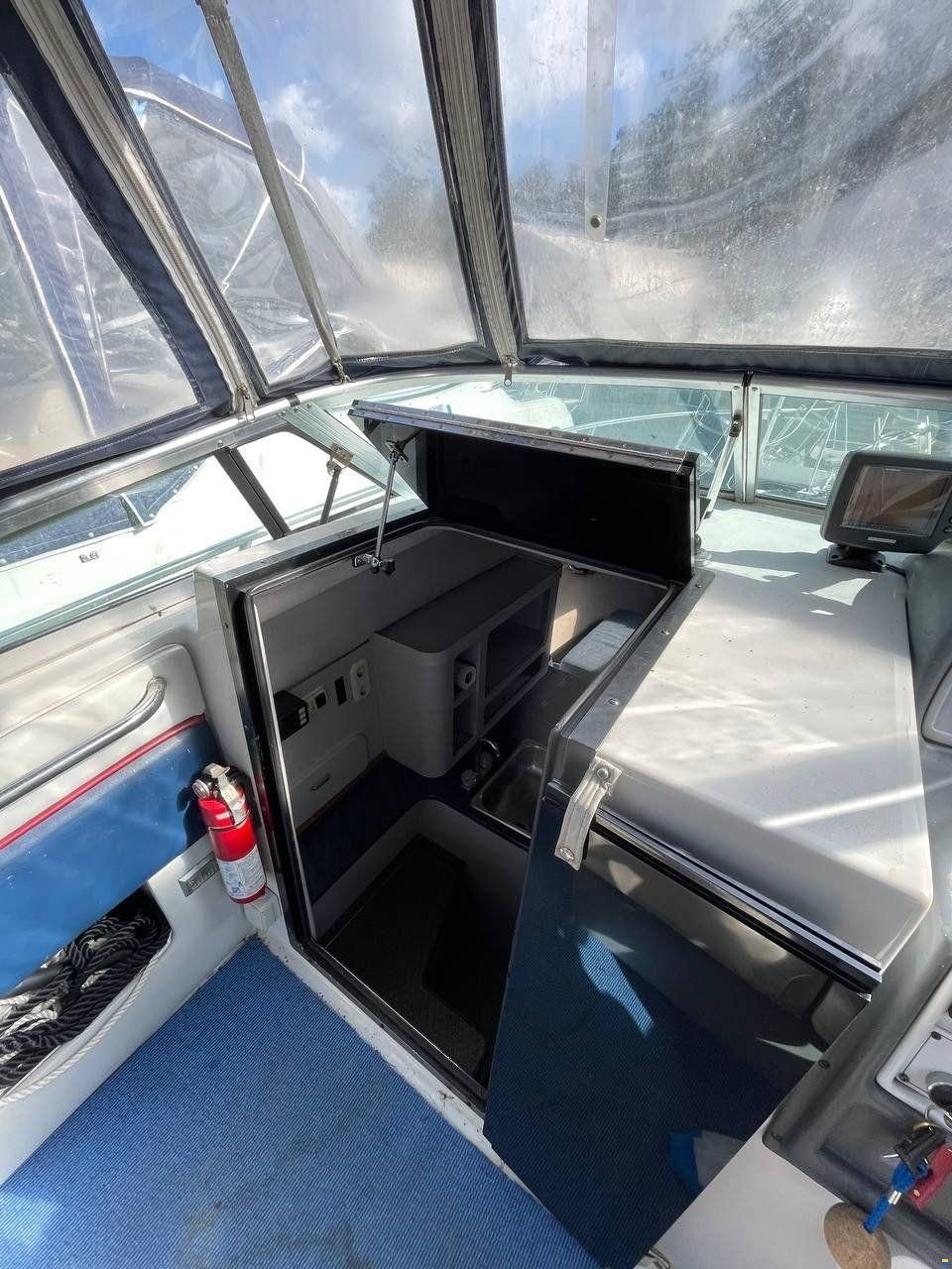 Crownline 765 BAYSIDE CRUISER