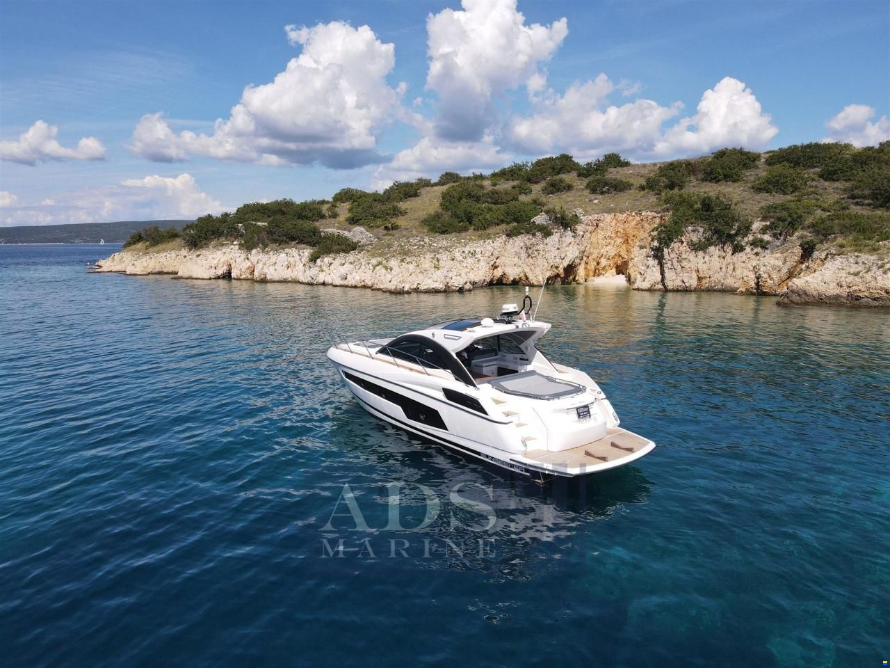 Sunseeker San Remo 485
