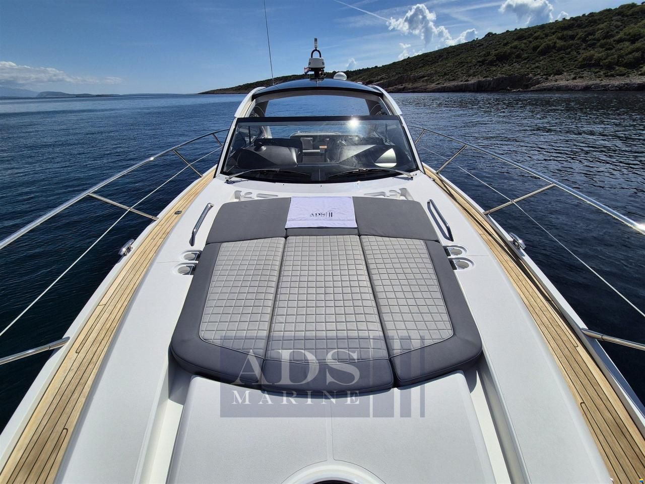 Sunseeker San Remo 485