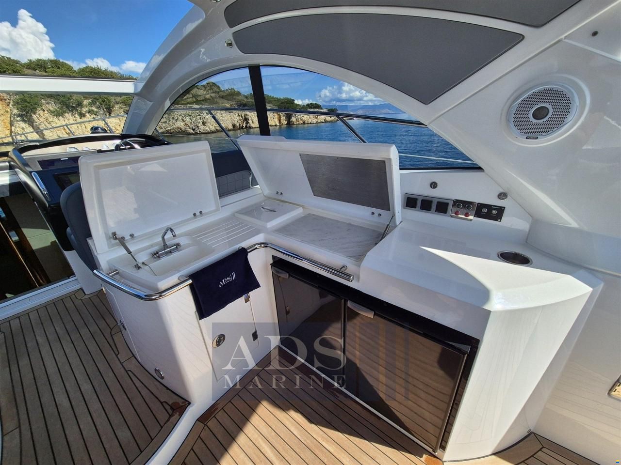 Sunseeker San Remo 485