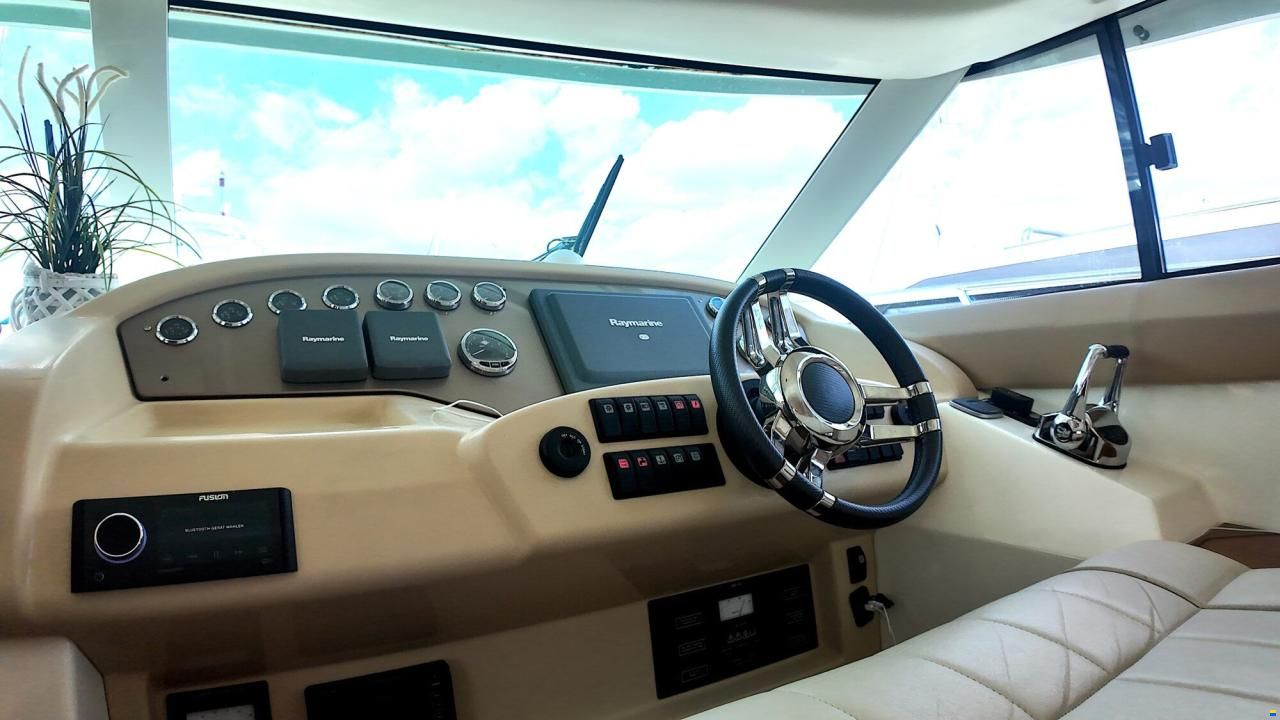Jeanneau Prestige 42 Flybridge