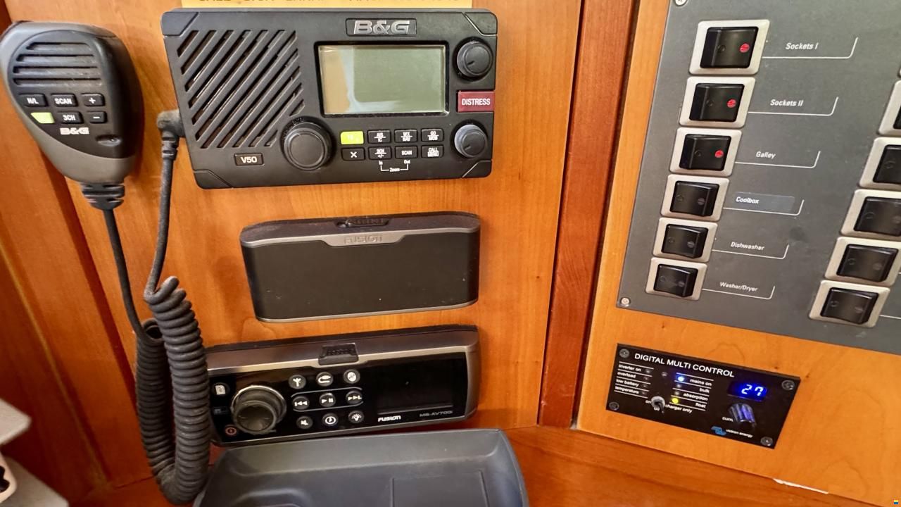 Hanse 575