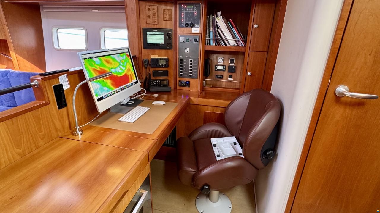 Hanse 575