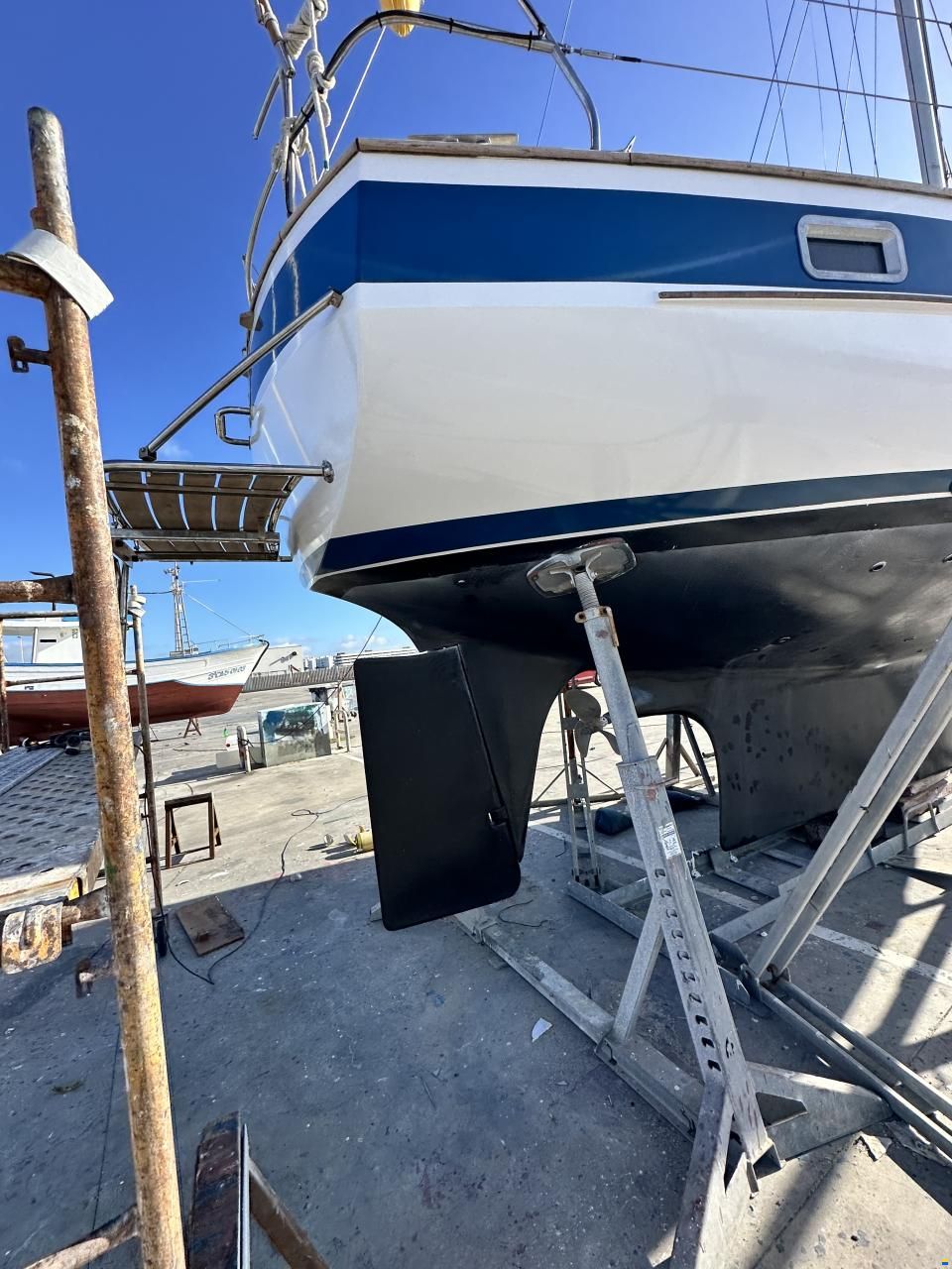 Hallberg-Rassy 352