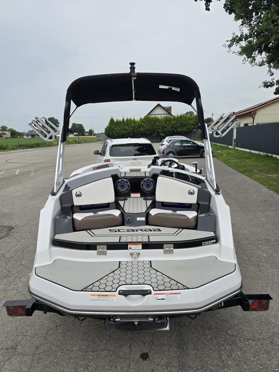 Scarab 165