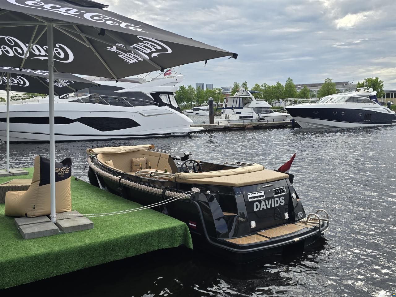 Corsiva Tender 650