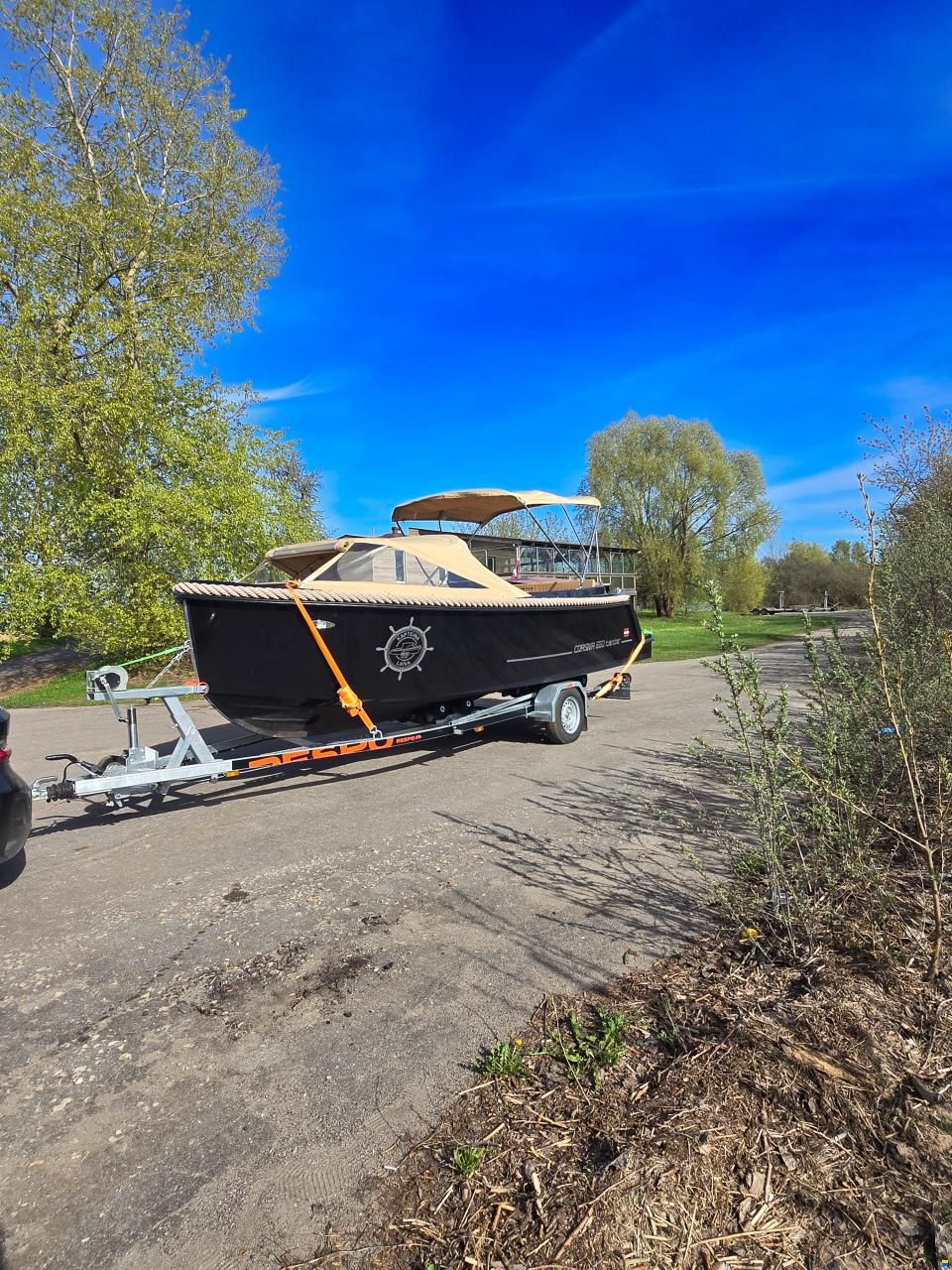 Corsiva Tender 650
