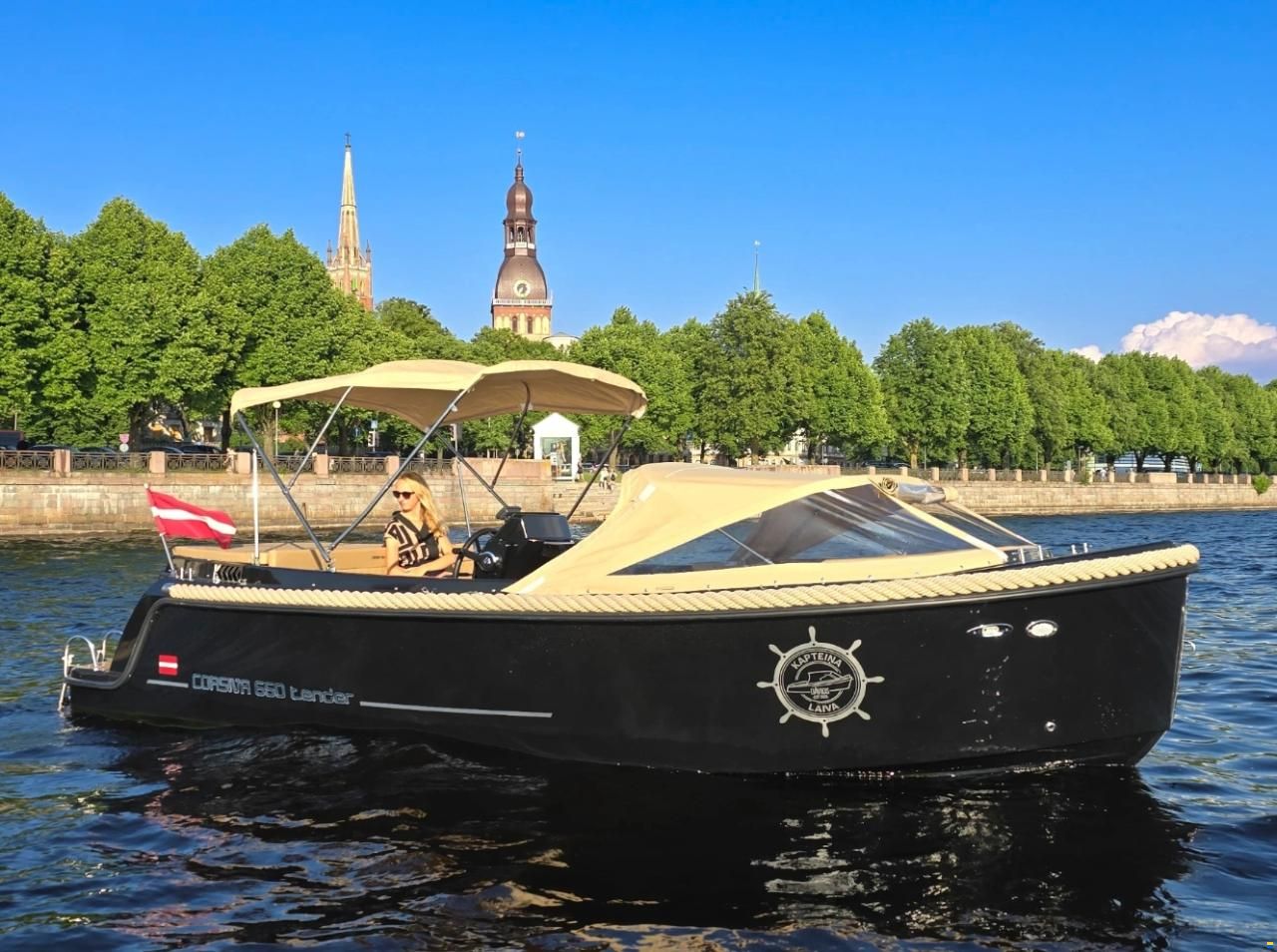 Corsiva Tender 650