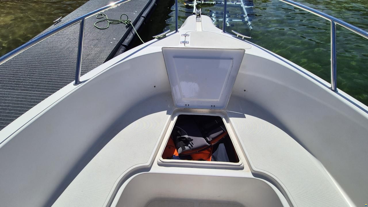 Quicksilver Commander 630 C