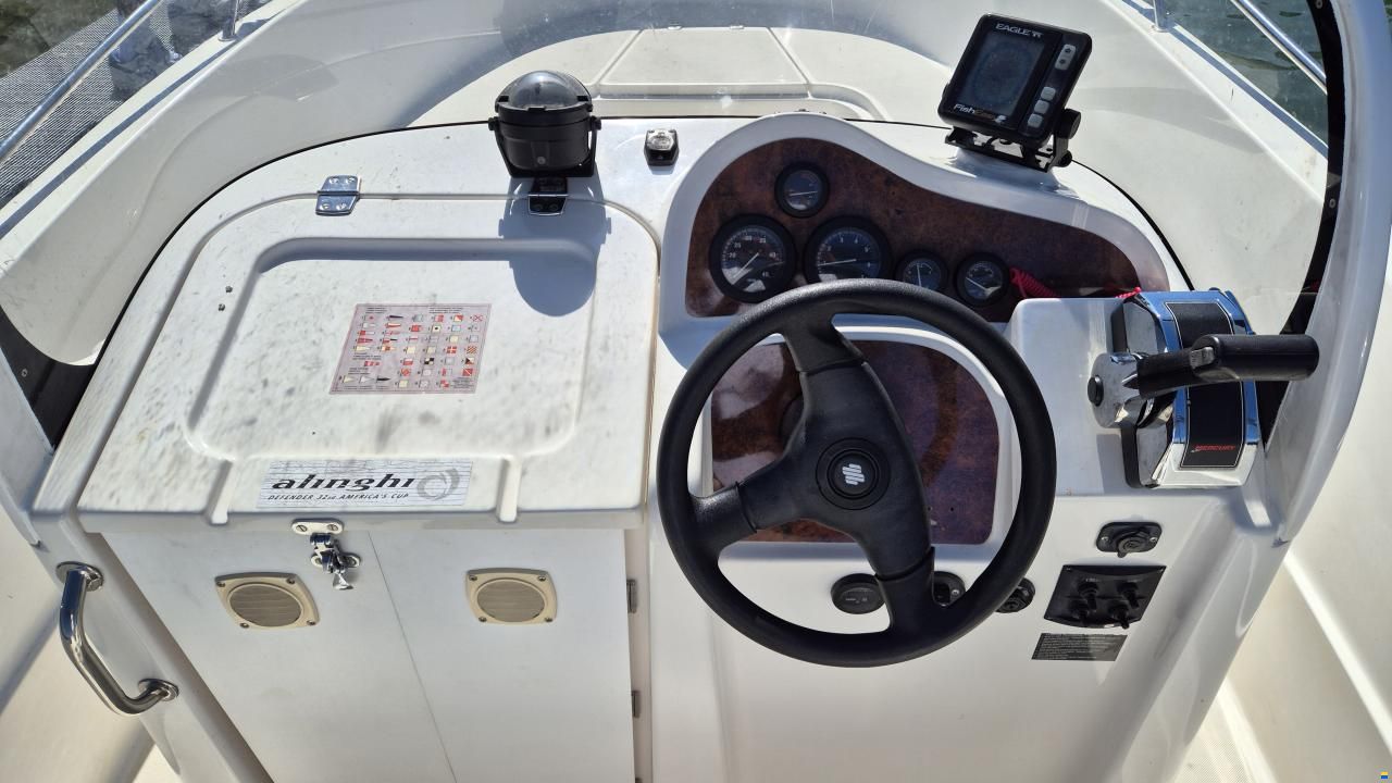 Quicksilver Commander 630 C