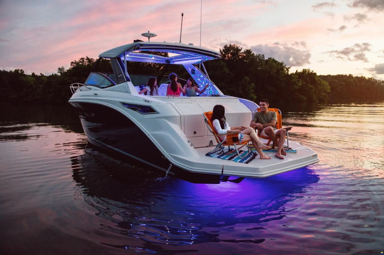 Sea Ray Sundancer 320