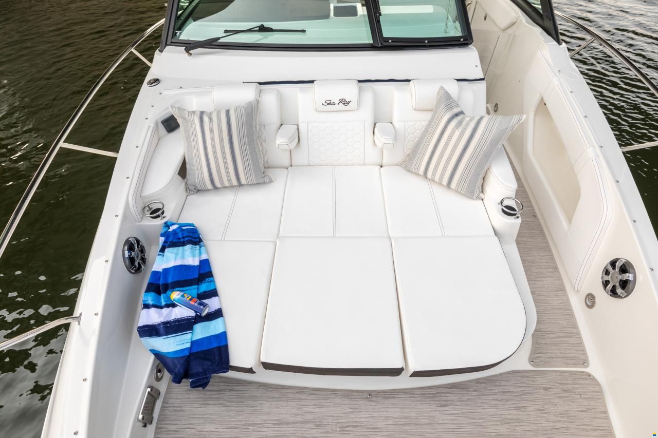 Sea Ray Sundancer 320