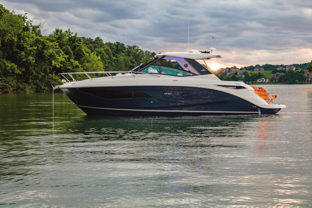 Sea Ray Sundancer 320