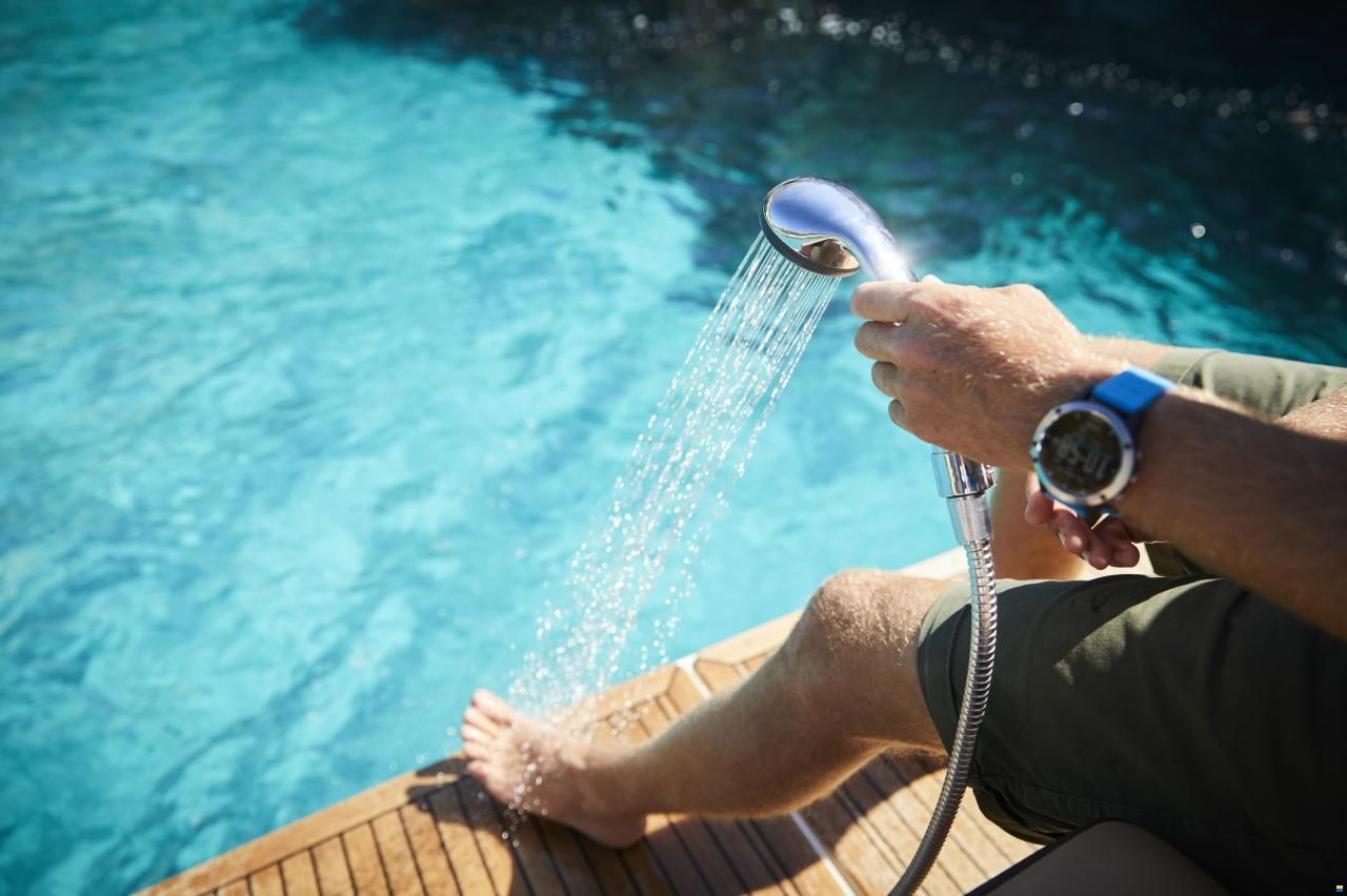 Sea Ray Sundancer 320