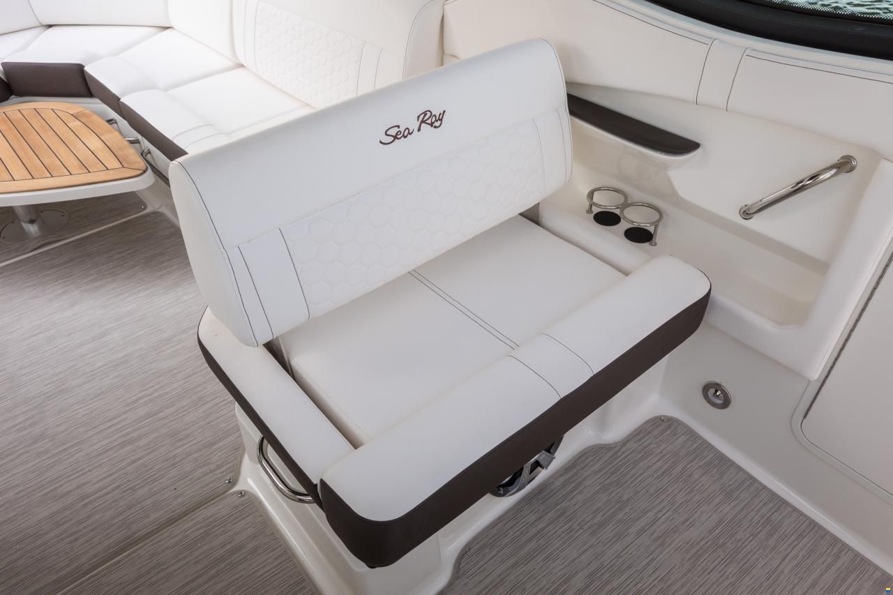 Sea Ray Sundancer 320