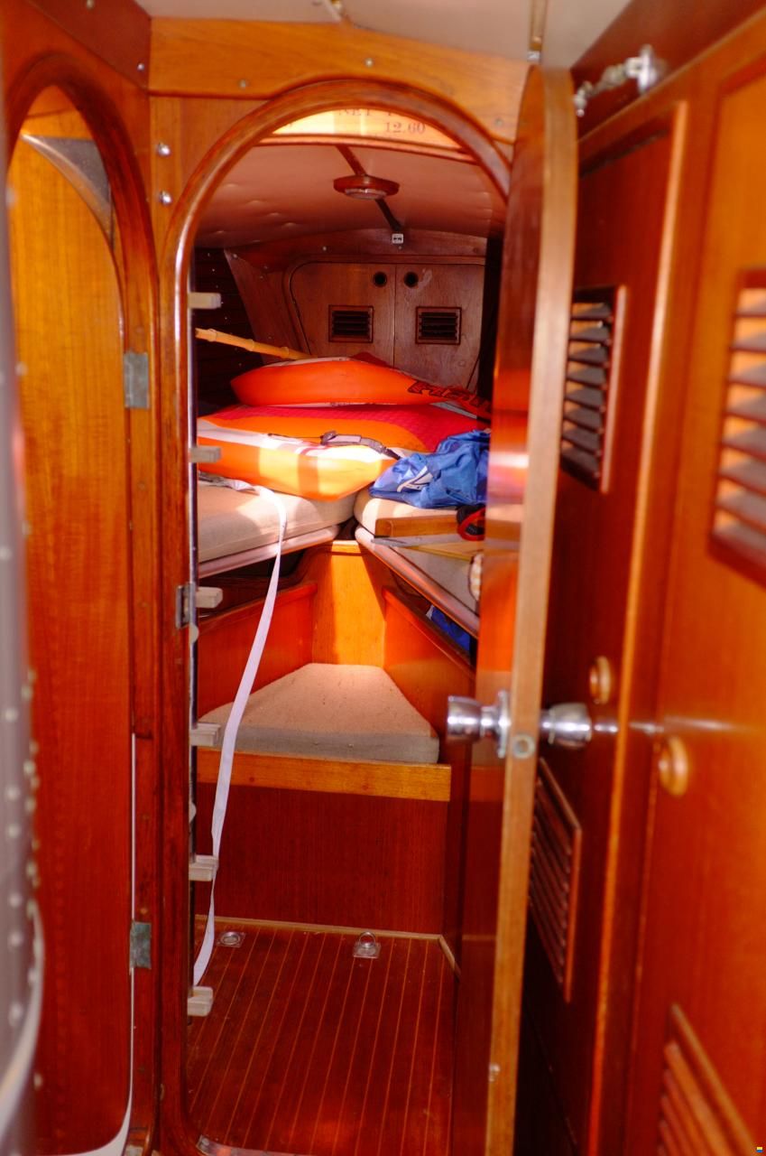 Sparkman and Stephens Swan 38