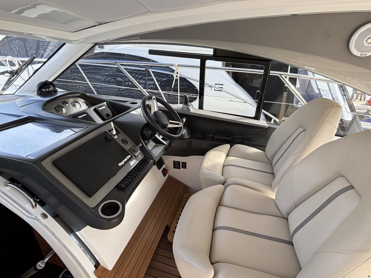 Princess V40