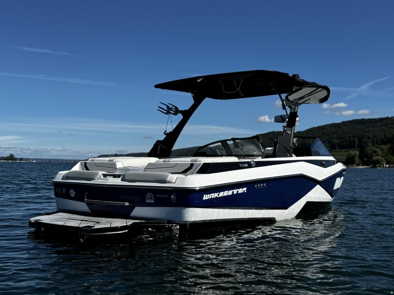 Malibu Wakesetter 22 LSV