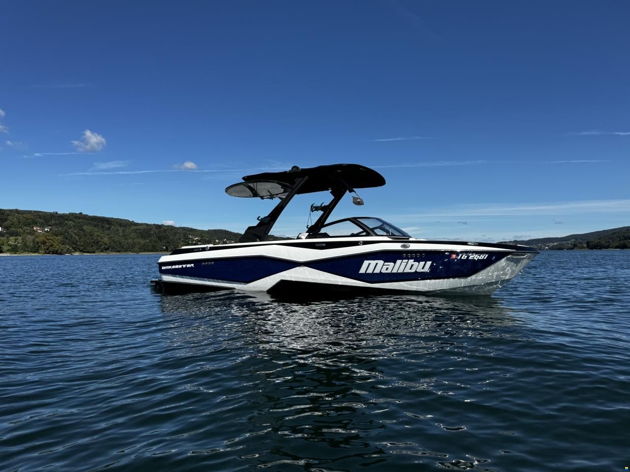 Malibu Wakesetter 22 LSV