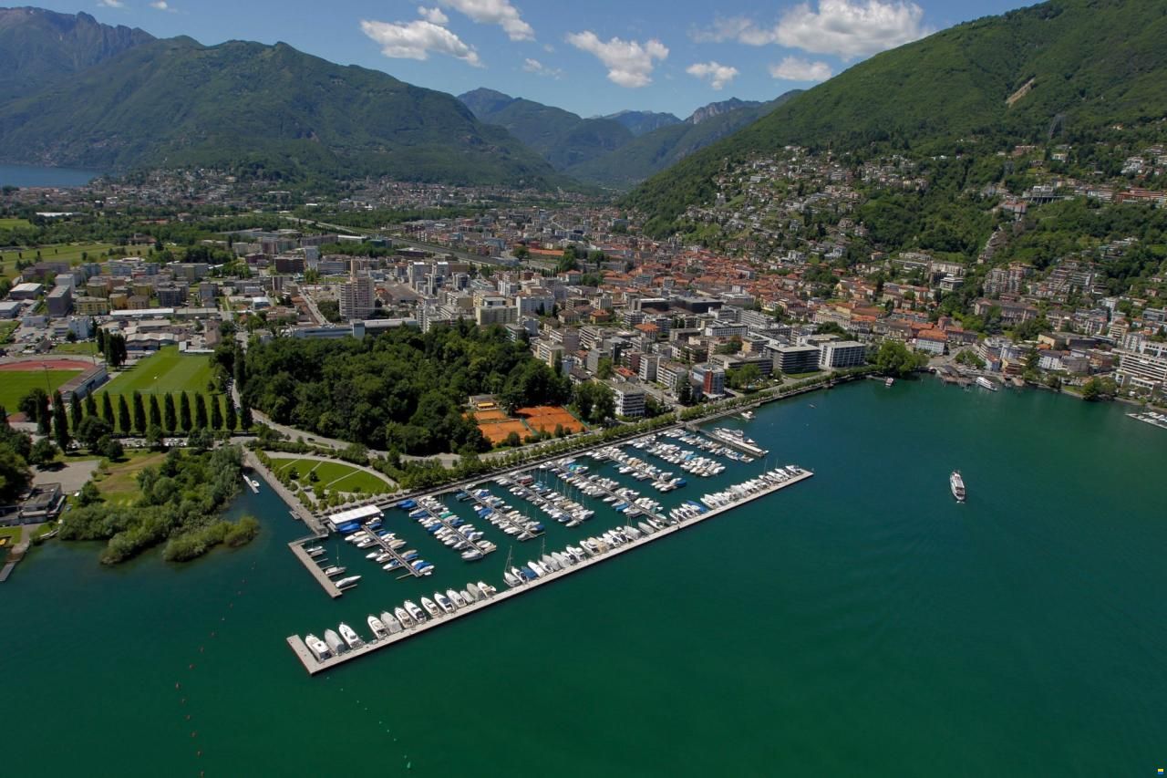 Liegeplatz im Hafen von Locarno