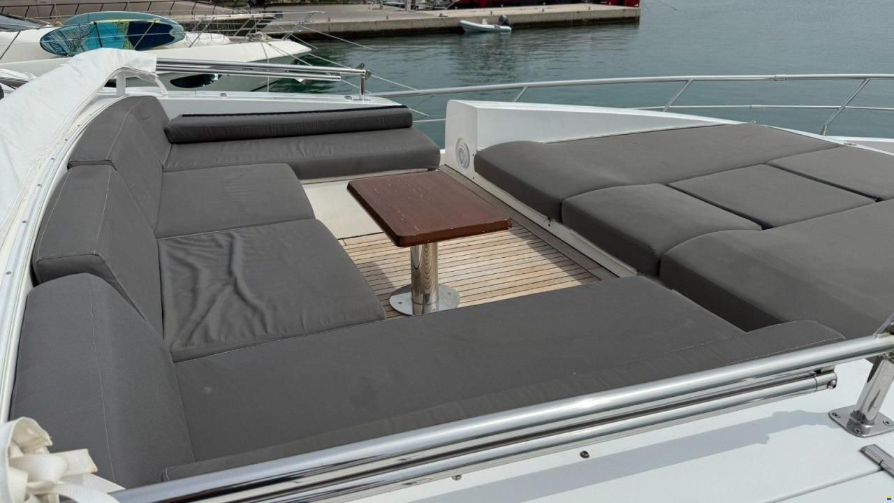 Azimut 84 FLY - 2016
