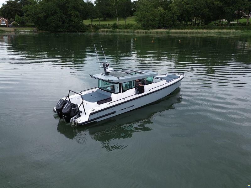 Axopar 37XC Cross Cabin