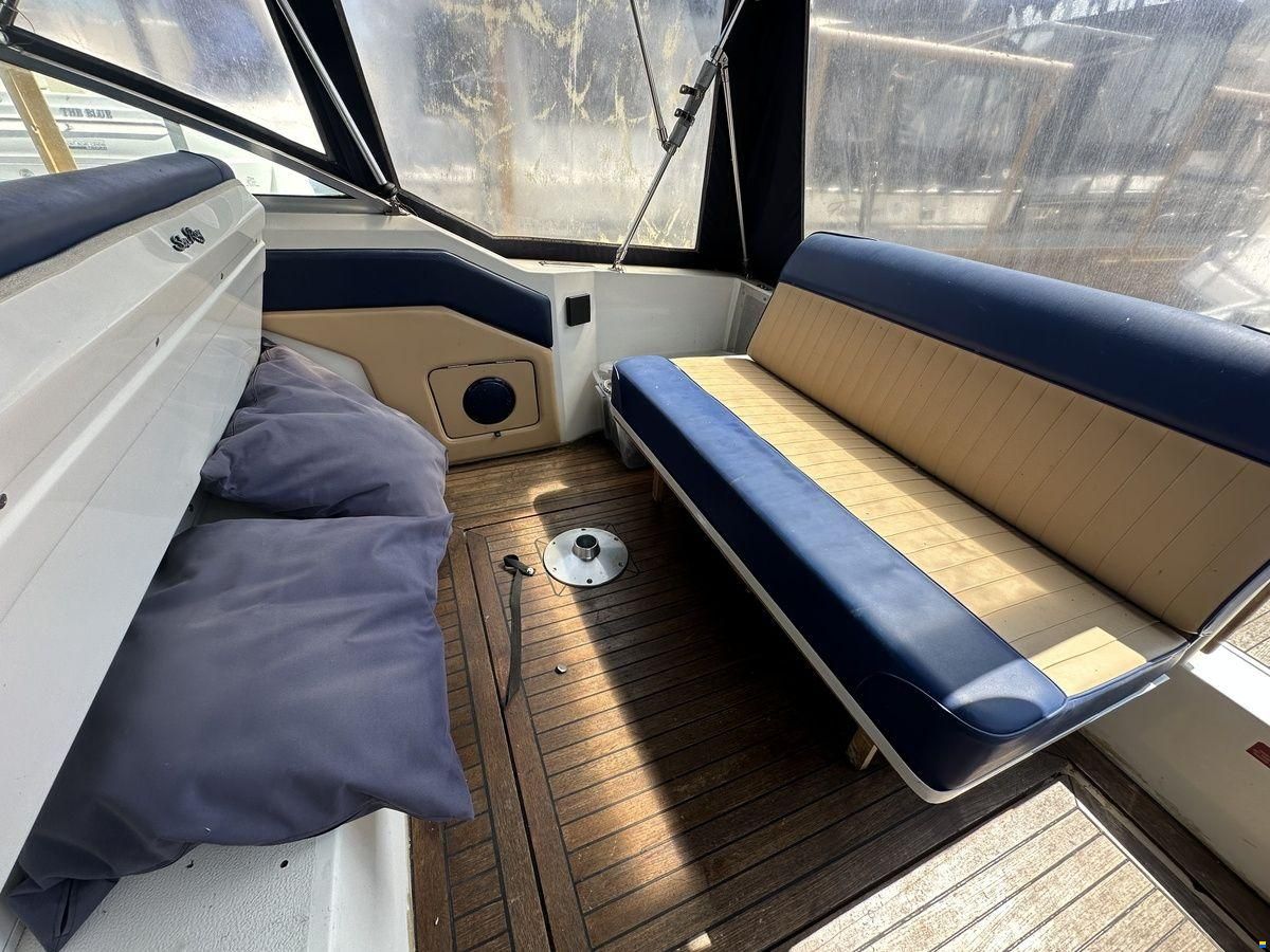 Sea Ray 220DA