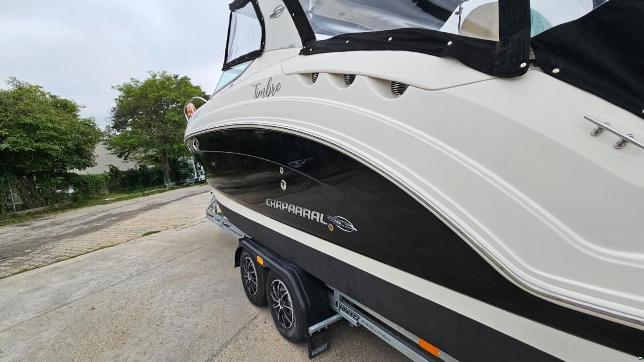 Chaparral 250 Signature