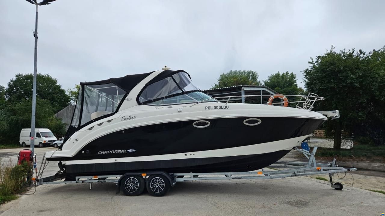 Chaparral 250 Signature