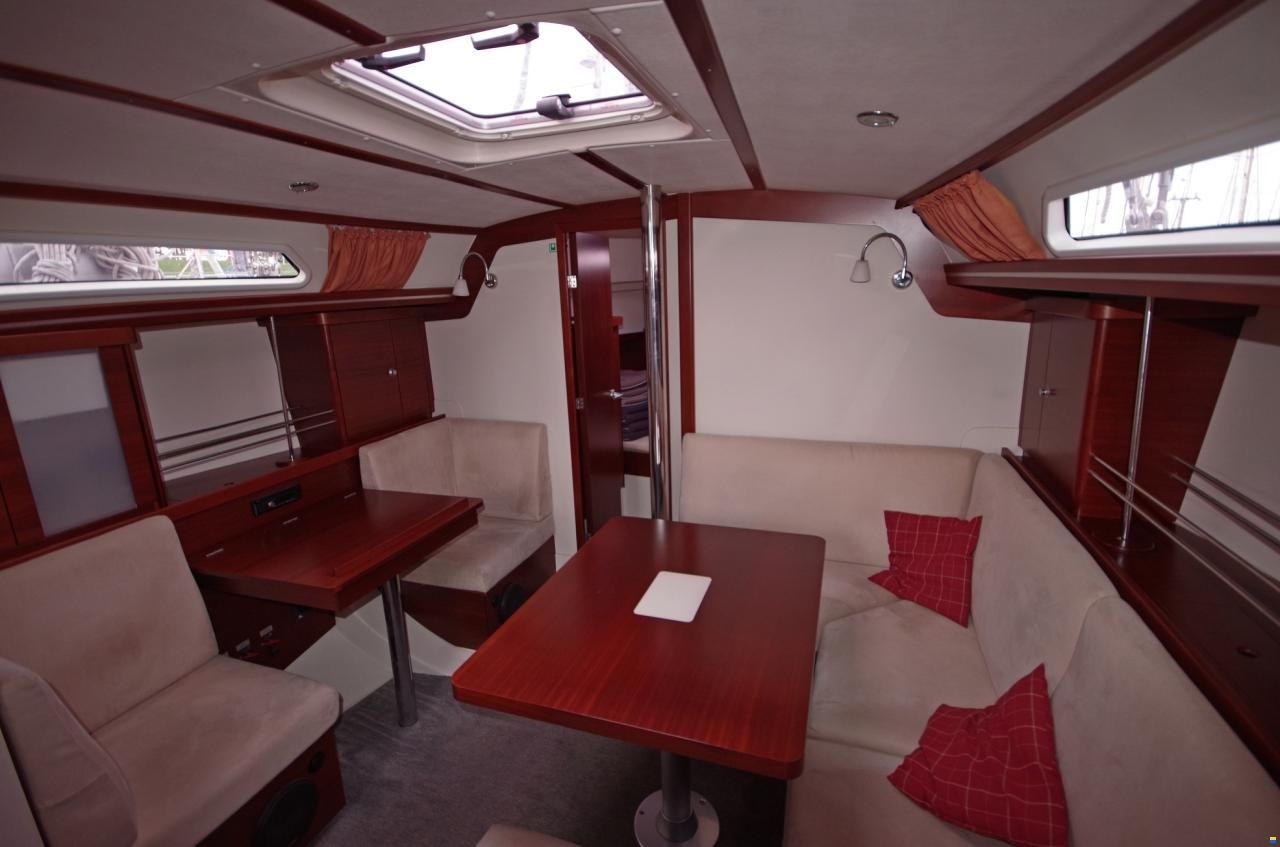 Hanse 370 - 1.HAND/NEUE LACKIERUNG nach Wunsch