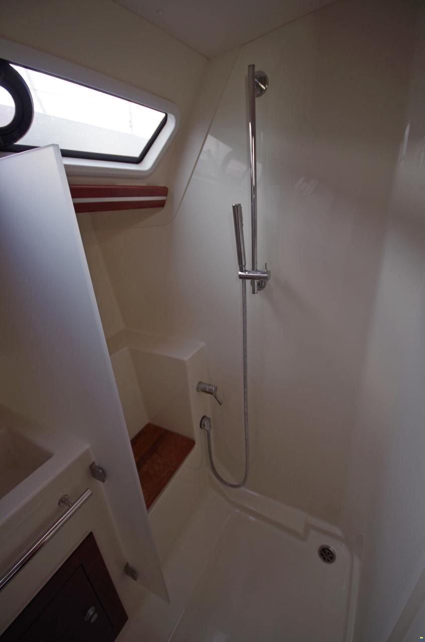 Hanse 370 - 1.HAND/NEUE LACKIERUNG nach Wunsch