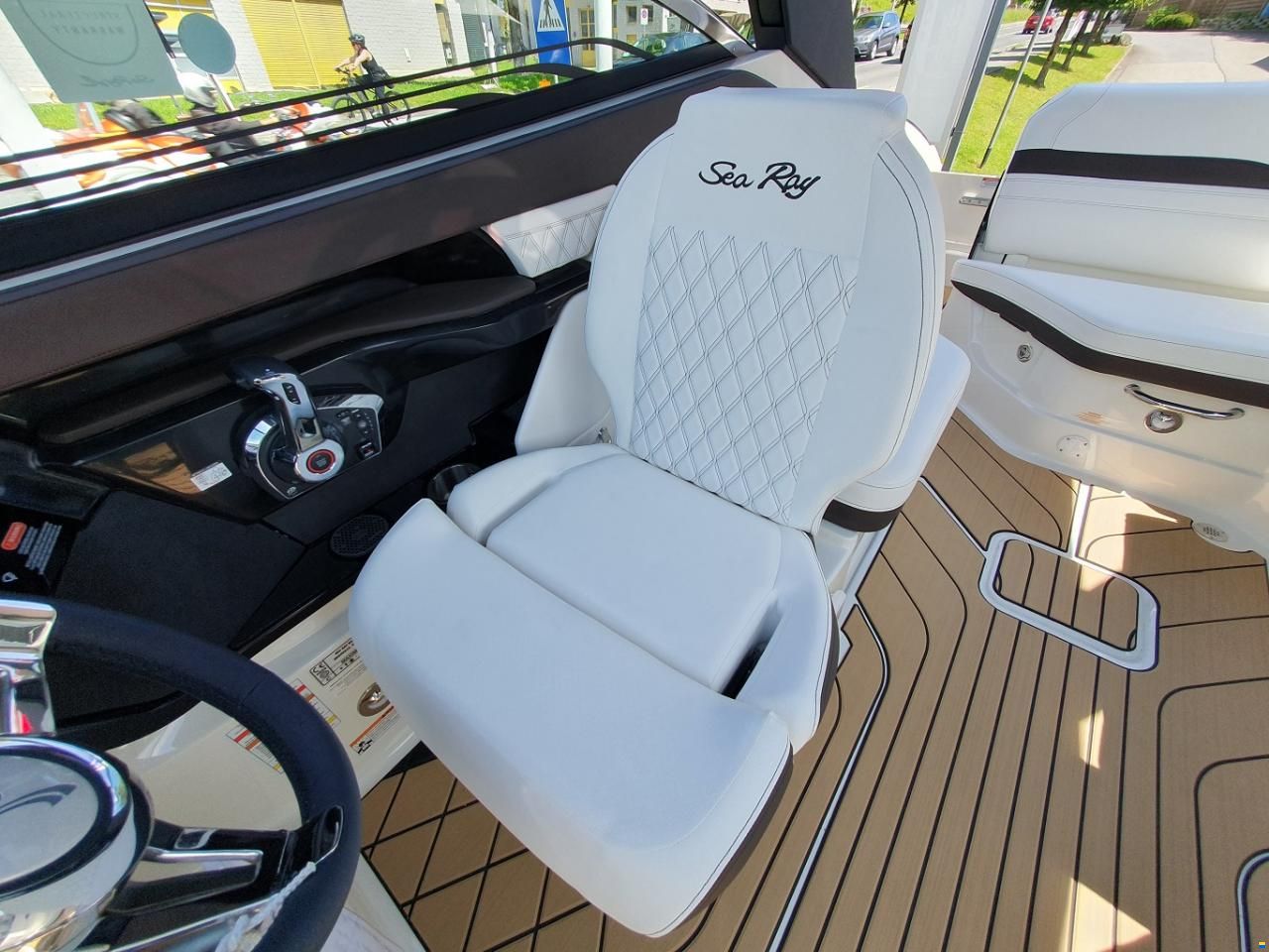 Sea Ray SLX 260 Surf