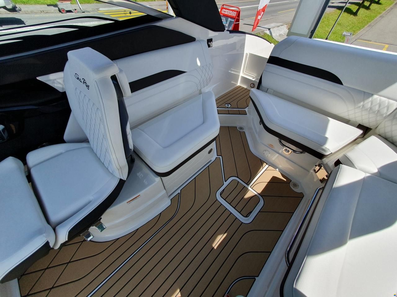 Sea Ray SLX 260 Surf